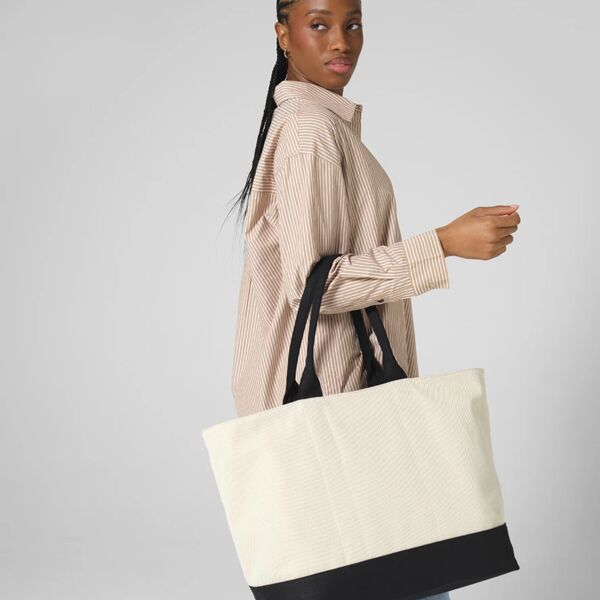 Quadra Puerto Weekender Thumbnail